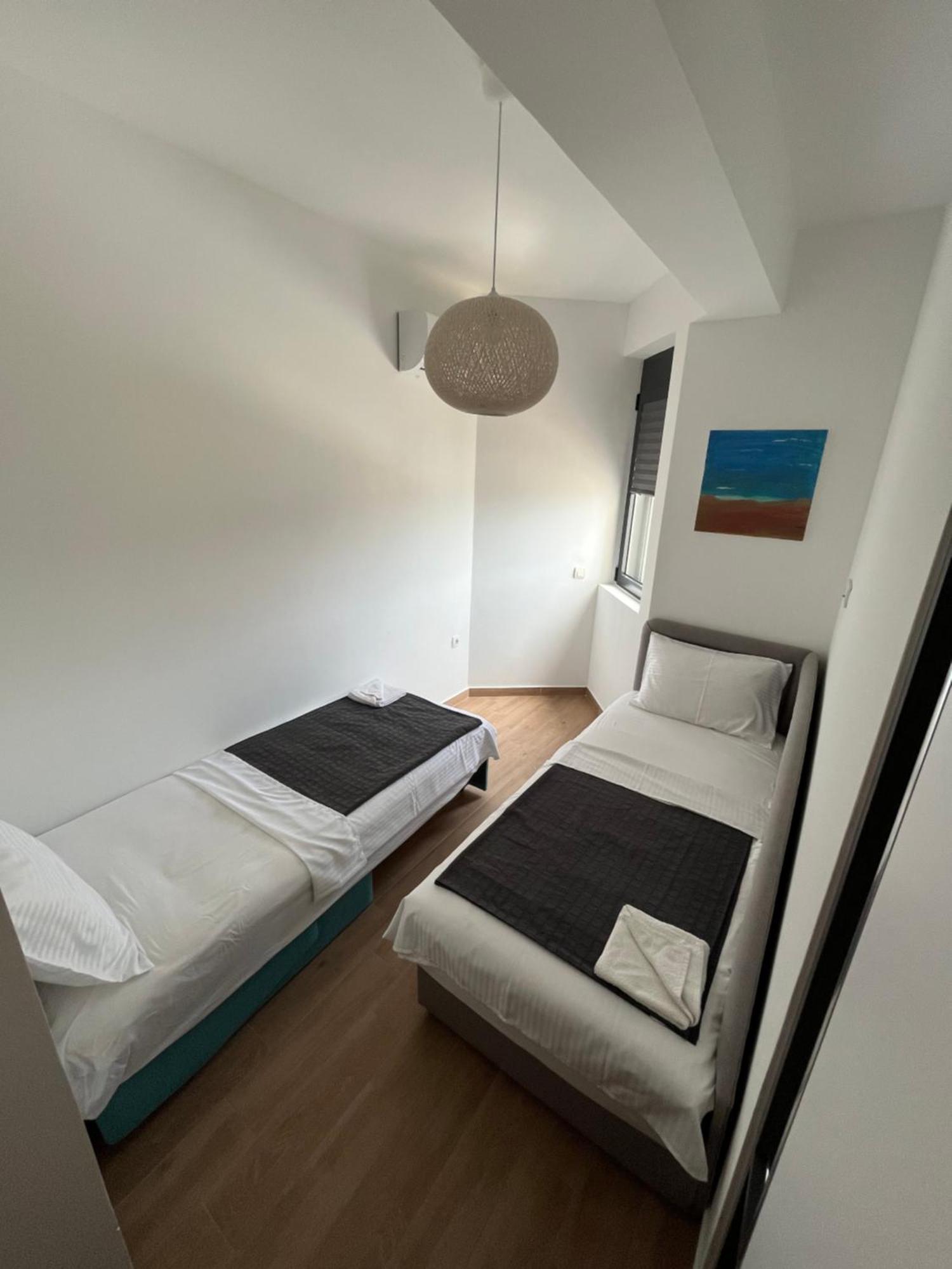 Art'S Apartment Mit Pool Ulcinj Pinjes Экстерьер фото